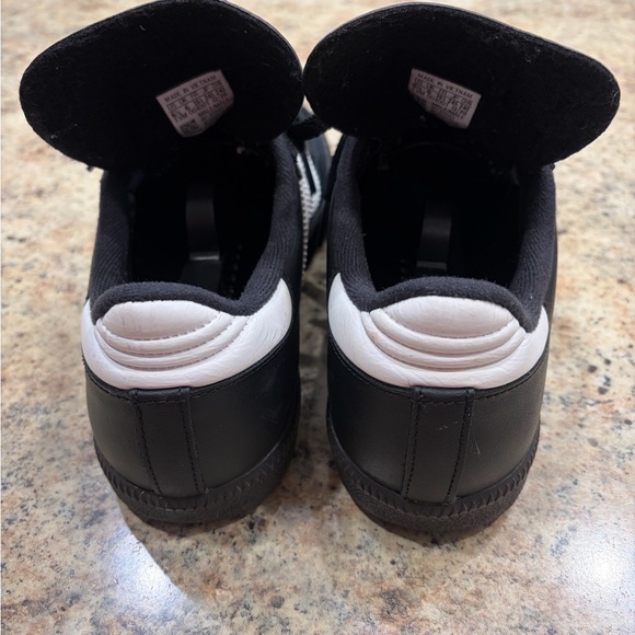 Adidas Samba Black White Sneakers Long Tongue With Red Writing Mens 6.5 - Picture 5 of 16